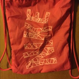 Nike drawstring bag